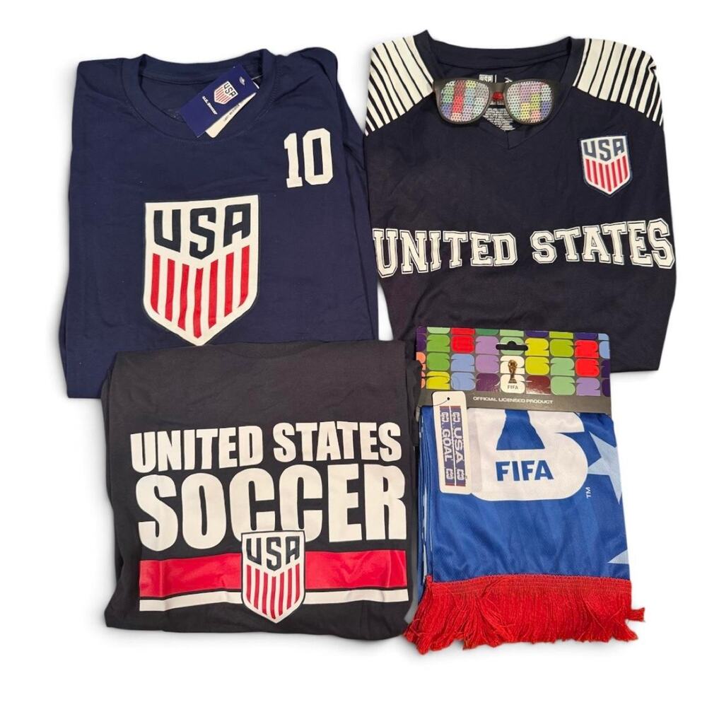 NWT Adult large USA Soccer 5-Piece Bundle Pulisic FIFA 2026 Lot